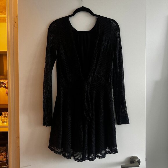 For Love And Lemons Low Back Black Lace Dress Size Small - Picture 3 of 9
